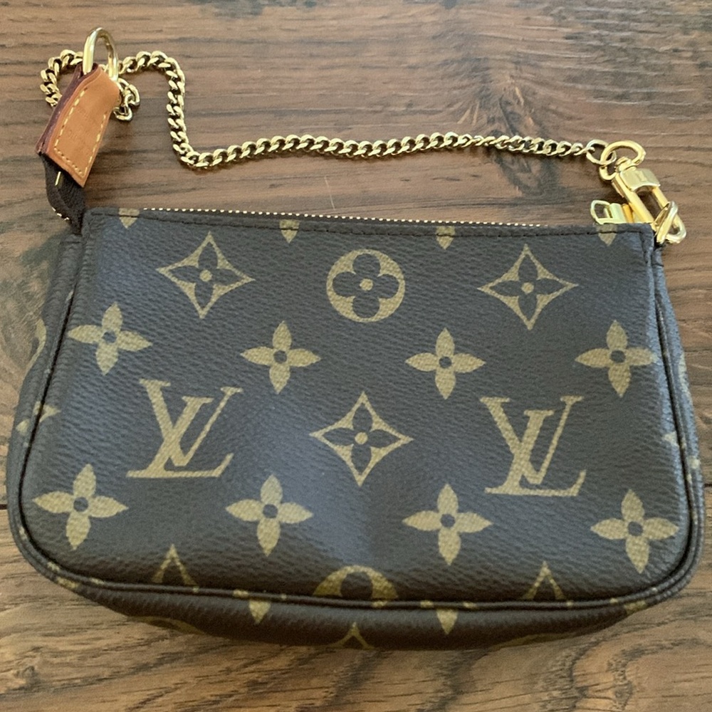 BNWT Louis Vuitton Mini Pochette - Picture 6 of 16